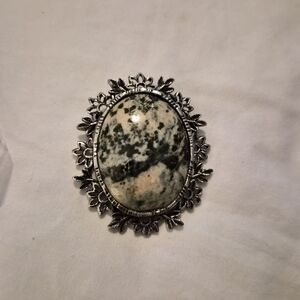 Vintage Floral Silver Brooch with Stone
